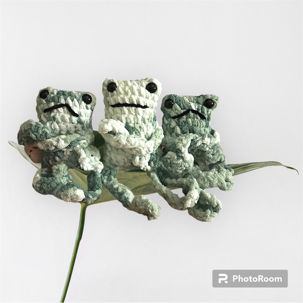 Grumpy crochet leggy frogs (1 mystery frog unless color requested)